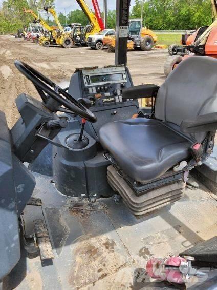DEERE 310 L バックホーローダー