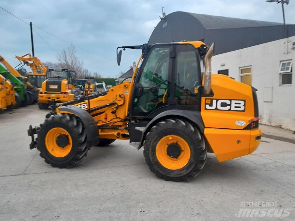 JCB TM 320 S 農業用テレハンドラー