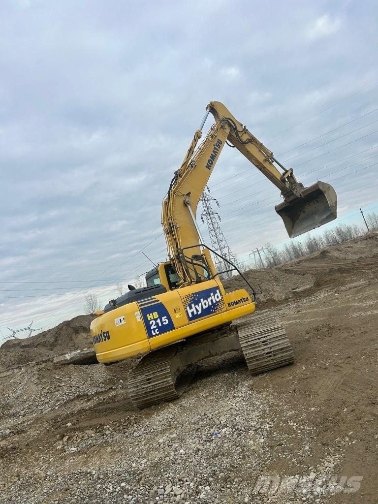 Komatsu HB 215 LC-1 エンジン