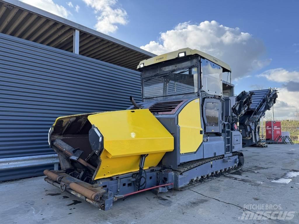 Bomag BMF 2500 S アスファルトフィニッシャ