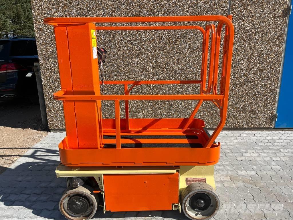 JLG 1230 ES 垂直昇降型リフト