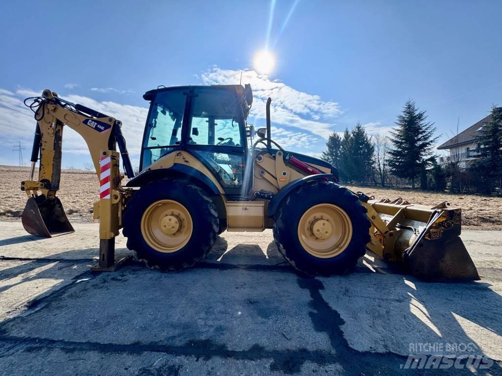 CAT 444 E バックホーローダー