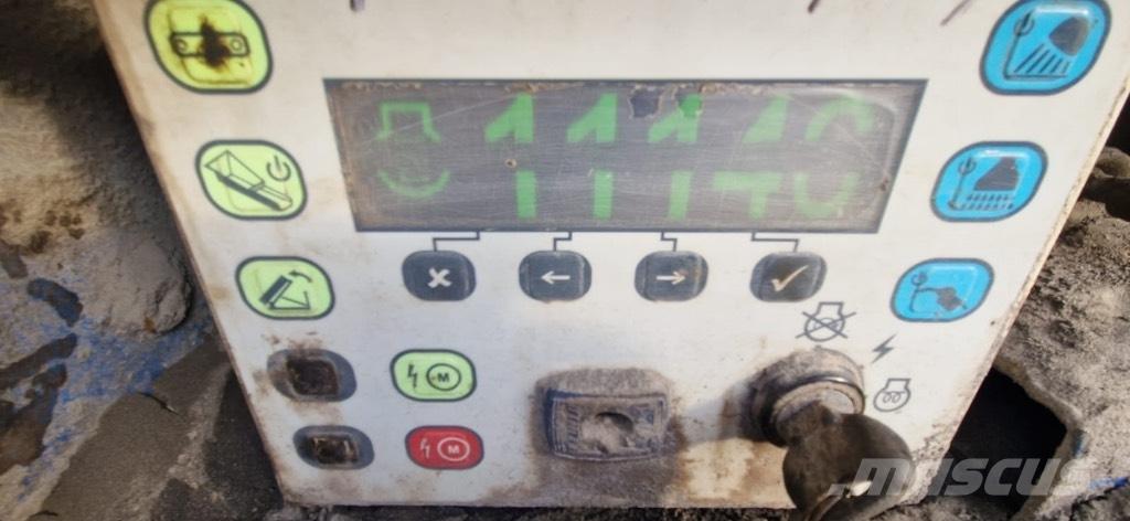 Kleemann MS16Z 自走式スクリーン