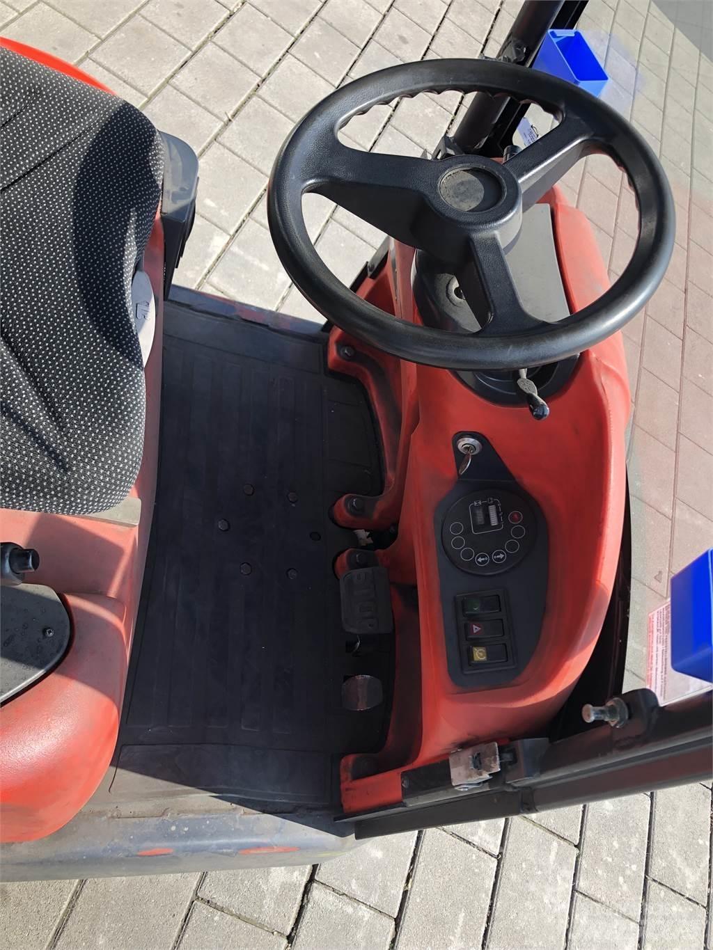 Linde P60Z トーイングトラック