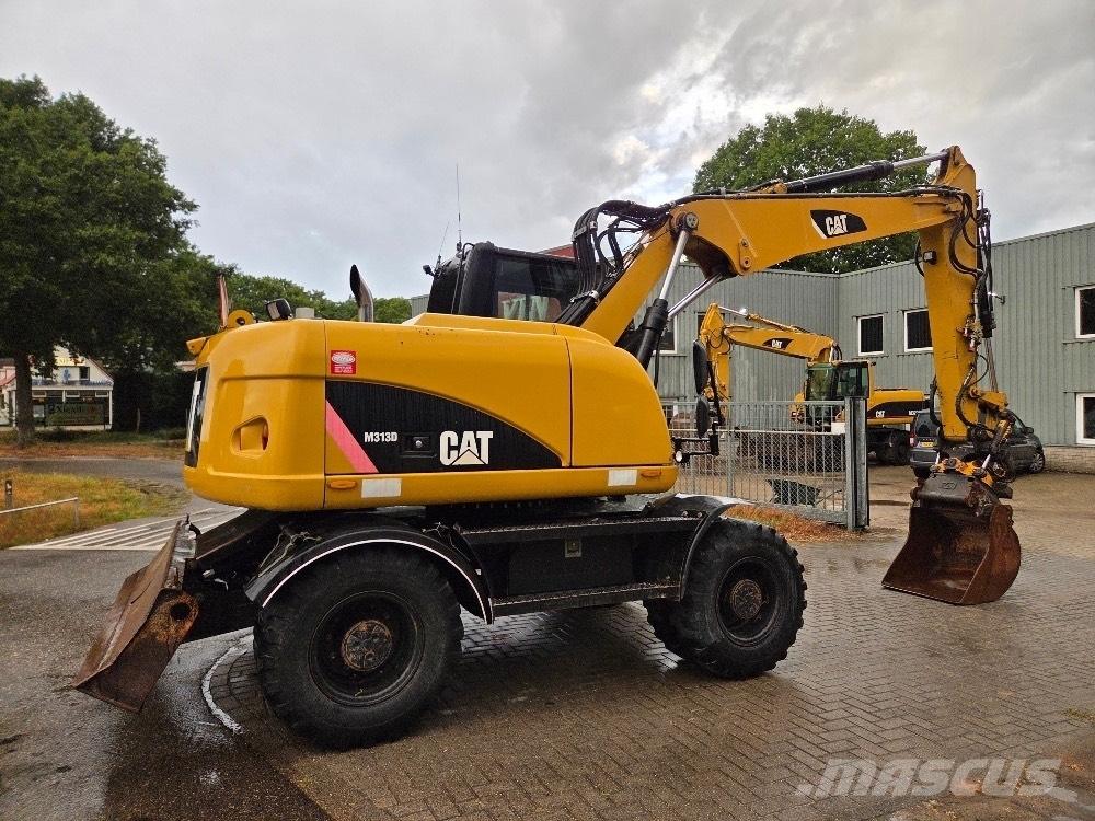 CAT M313D ホイール式油圧ショベル（パワーショベル・ユンボ・バックホー）