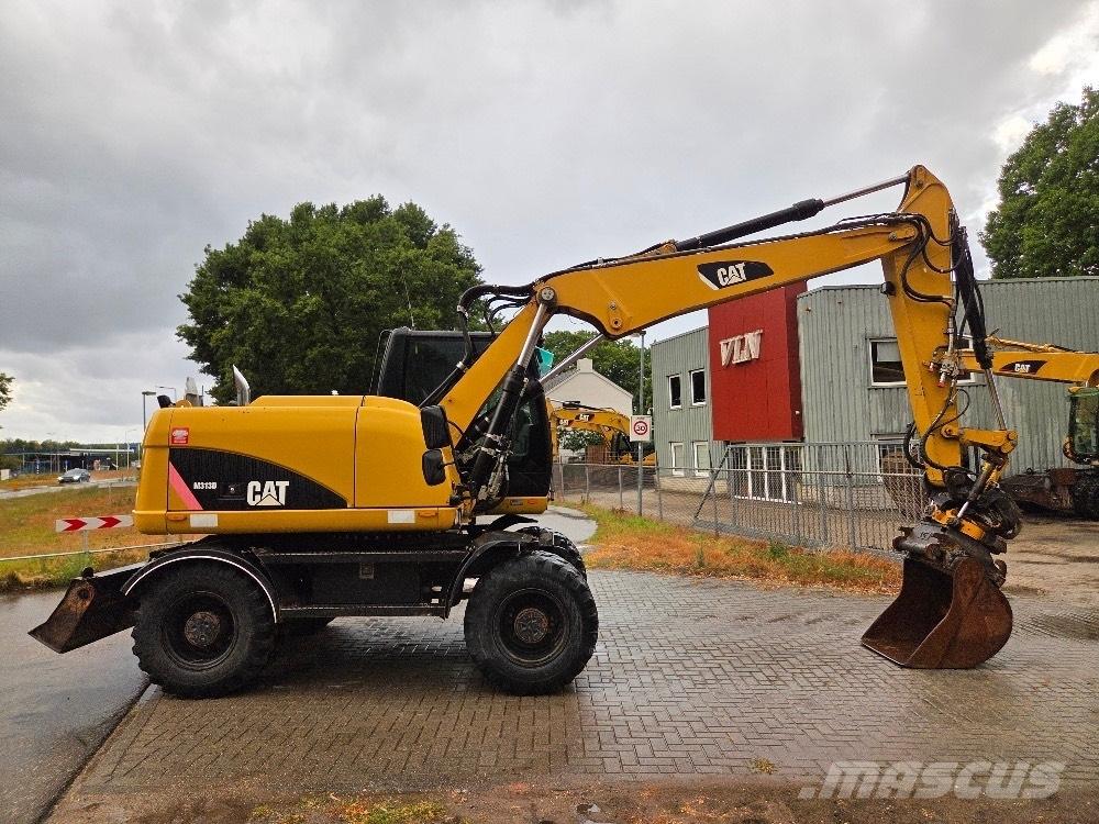 CAT M313D ホイール式油圧ショベル（パワーショベル・ユンボ・バックホー）