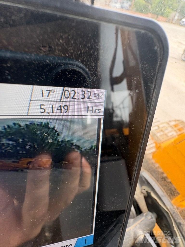 JCB 140X Steelwrist 大型油圧ショベル12t以上（パワーショベル・ユンボ）