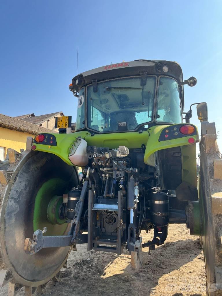 CLAAS ARION 470 トラクター