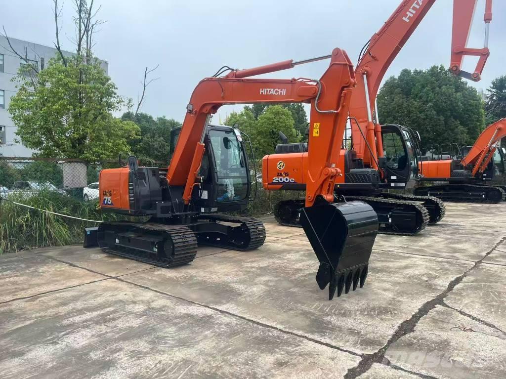 Hitachi ZX 75 中型油圧ショベル 7ｔ-12ｔ（ユンボ・パワーショベル・バックホー）