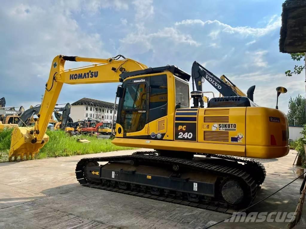 Komatsu PC 240 大型油圧ショベル12t以上（パワーショベル・ユンボ）