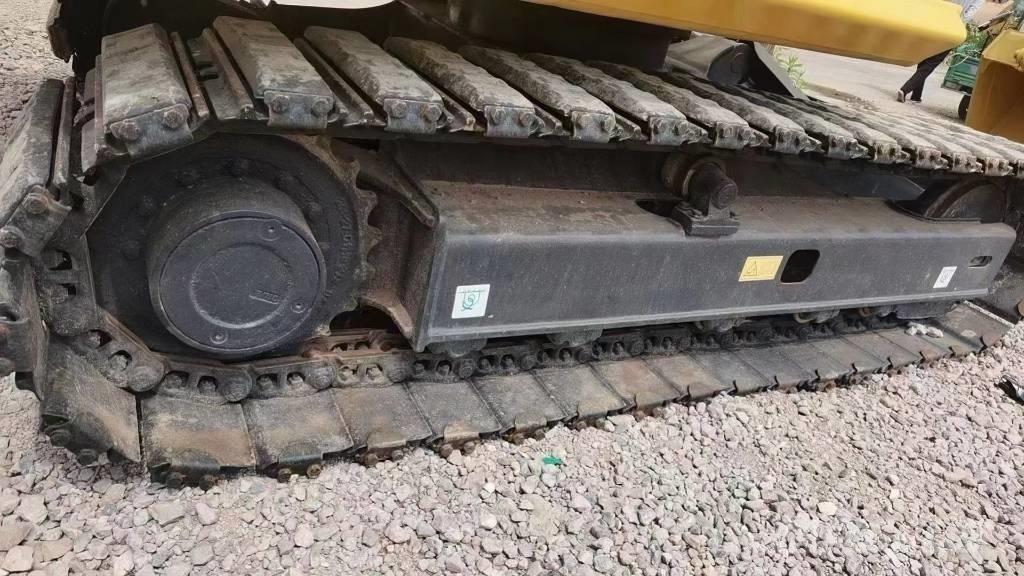 Komatsu PC 70-8 ミニ油圧ショベル 7t以下（ミニユンボ・ミニディガー）