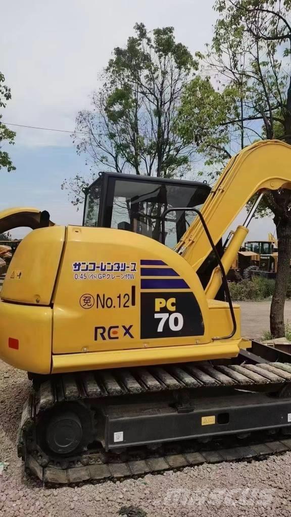 Komatsu PC 70-8 ミニ油圧ショベル 7t以下（ミニユンボ・ミニディガー）
