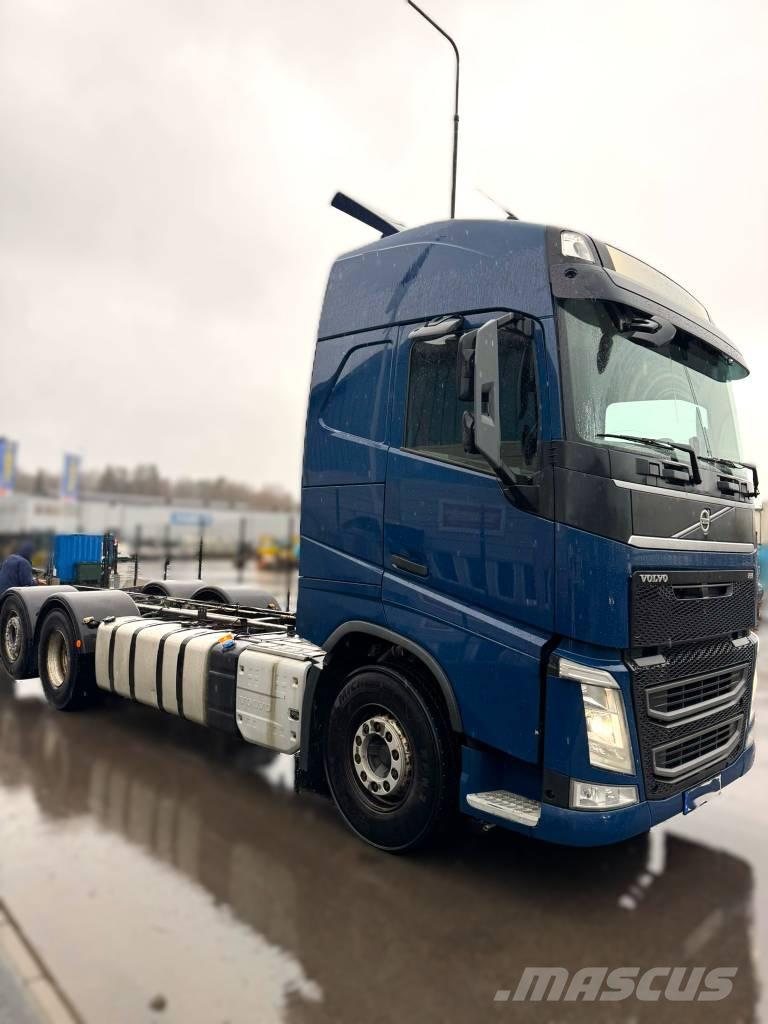 Volvo FH 13 460 キャブ付きシャーシ