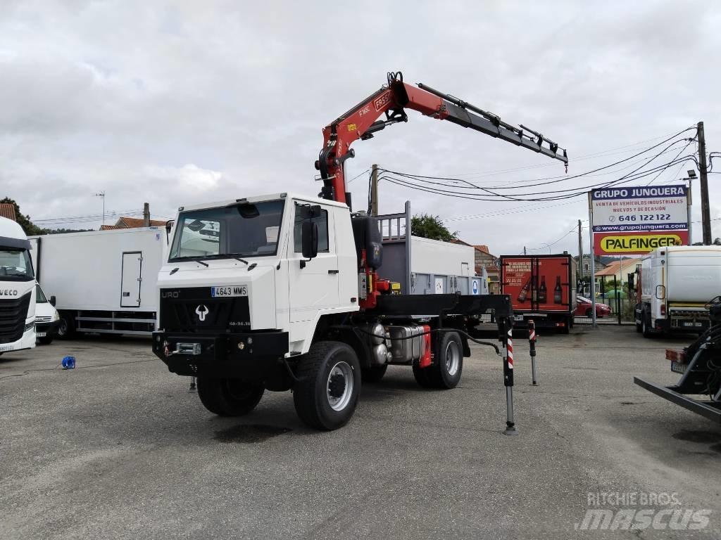  UROVESA K6-26 16 クレーントラック、ユニック車