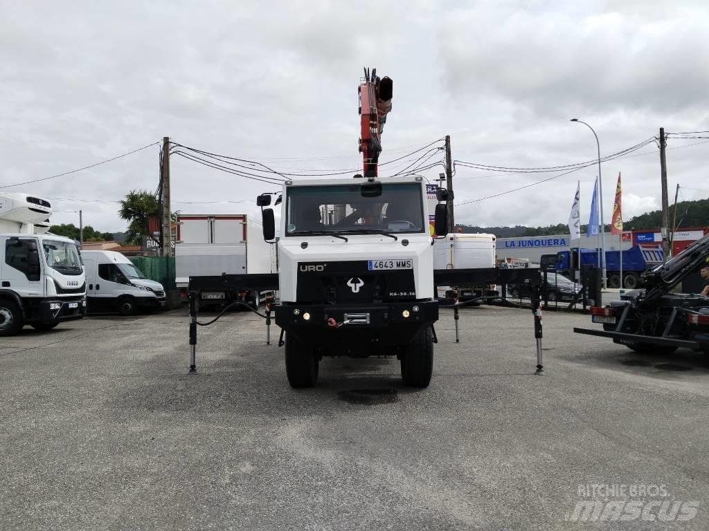  UROVESA K6-26 16 クレーントラック、ユニック車