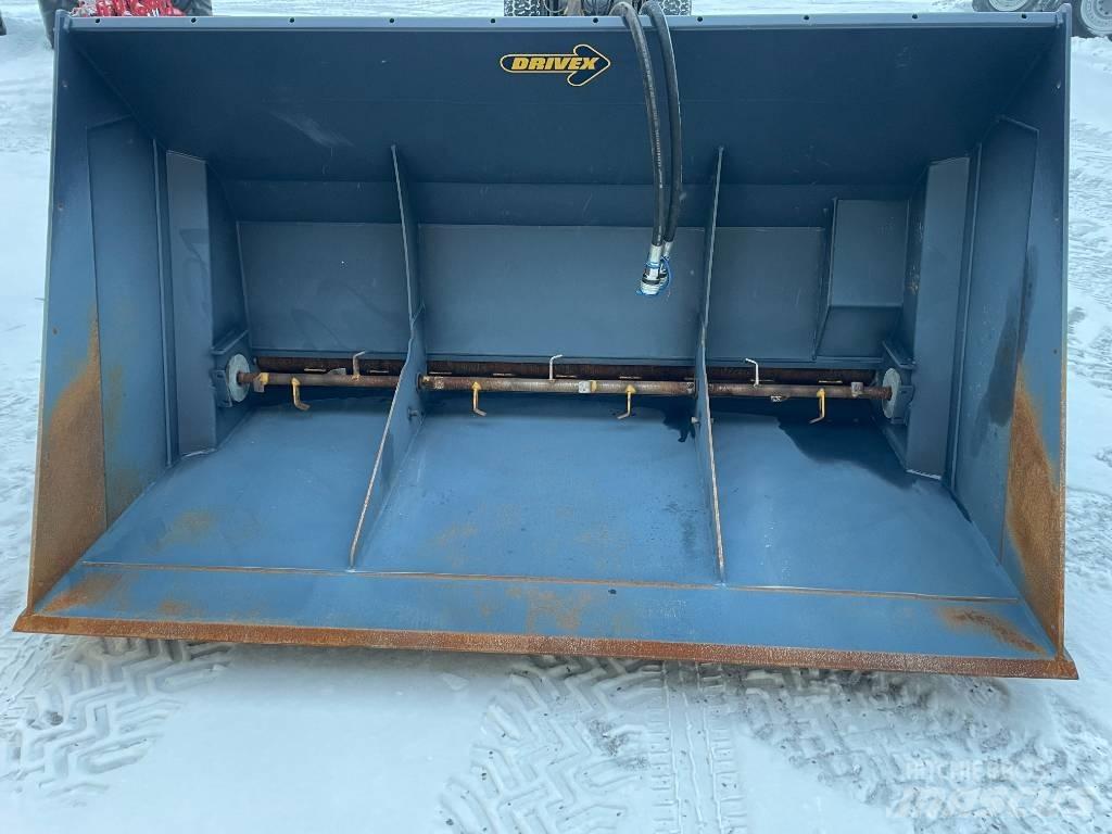 Drivex SS 30 砂と塩撒き専用車
