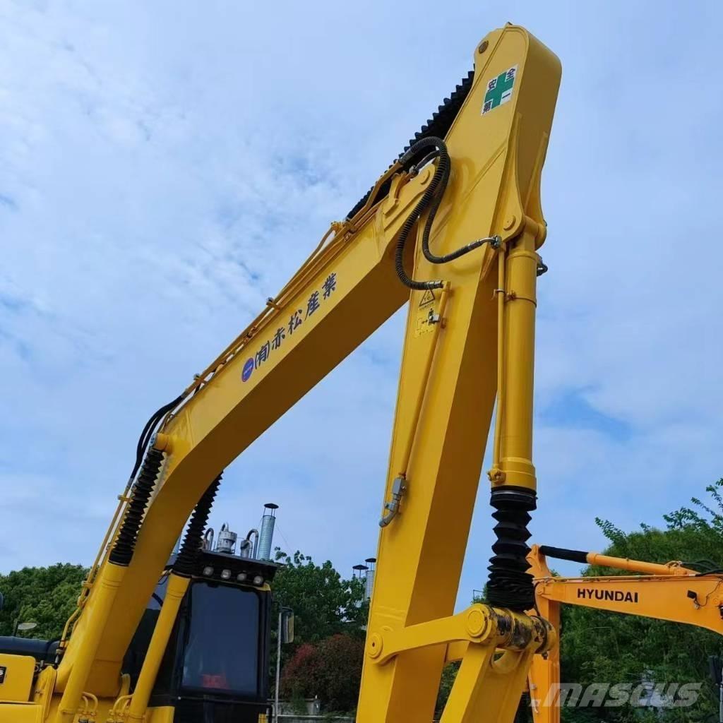 Komatsu PC 240 LC-8 大型油圧ショベル12t以上（パワーショベル・ユンボ）