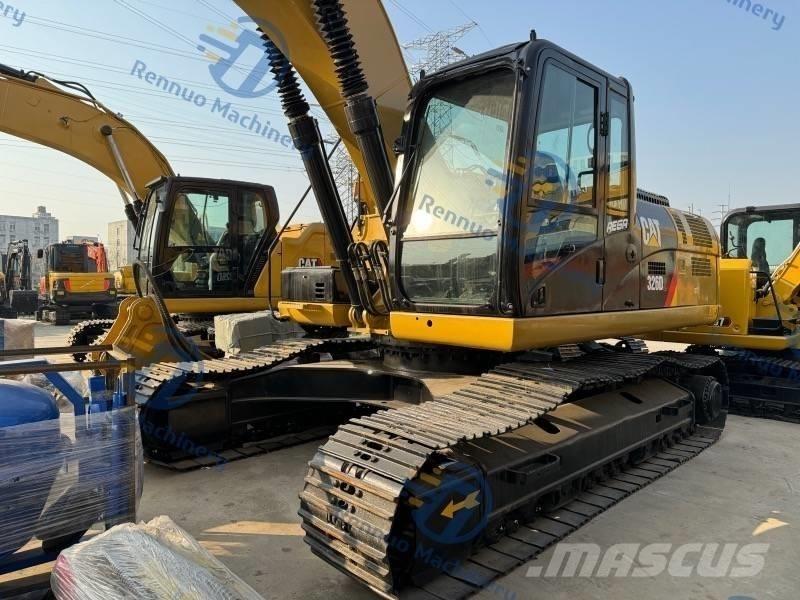 CAT 326D2 大型油圧ショベル12t以上（パワーショベル・ユンボ）
