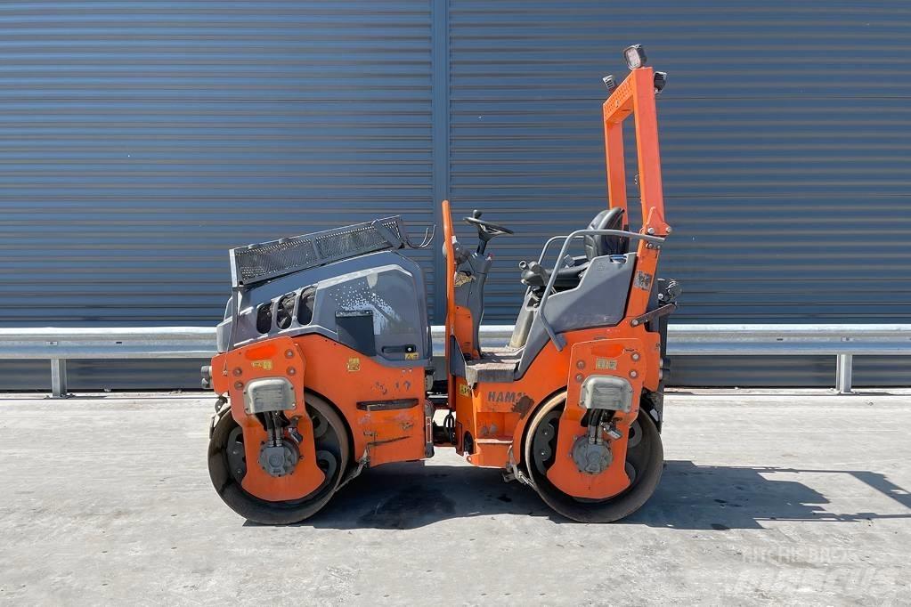 Hamm HD 12 VV タンデムローラ