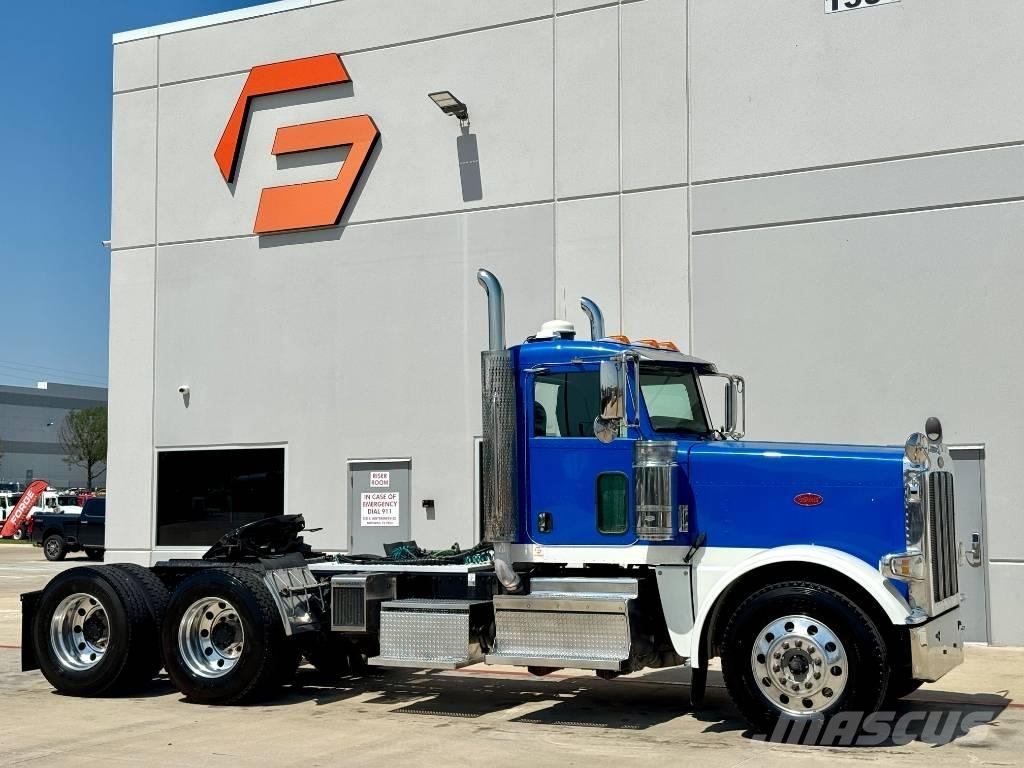 Peterbilt 389 中古トラクターヘッド | トレーラーヘッド