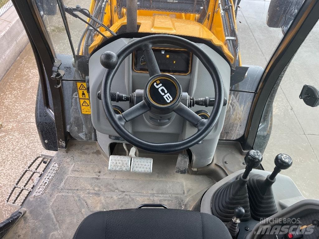 JCB 3 CX / compact バックホーローダー
