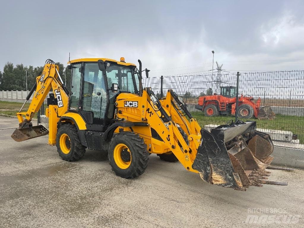 JCB 3 CX / compact バックホーローダー