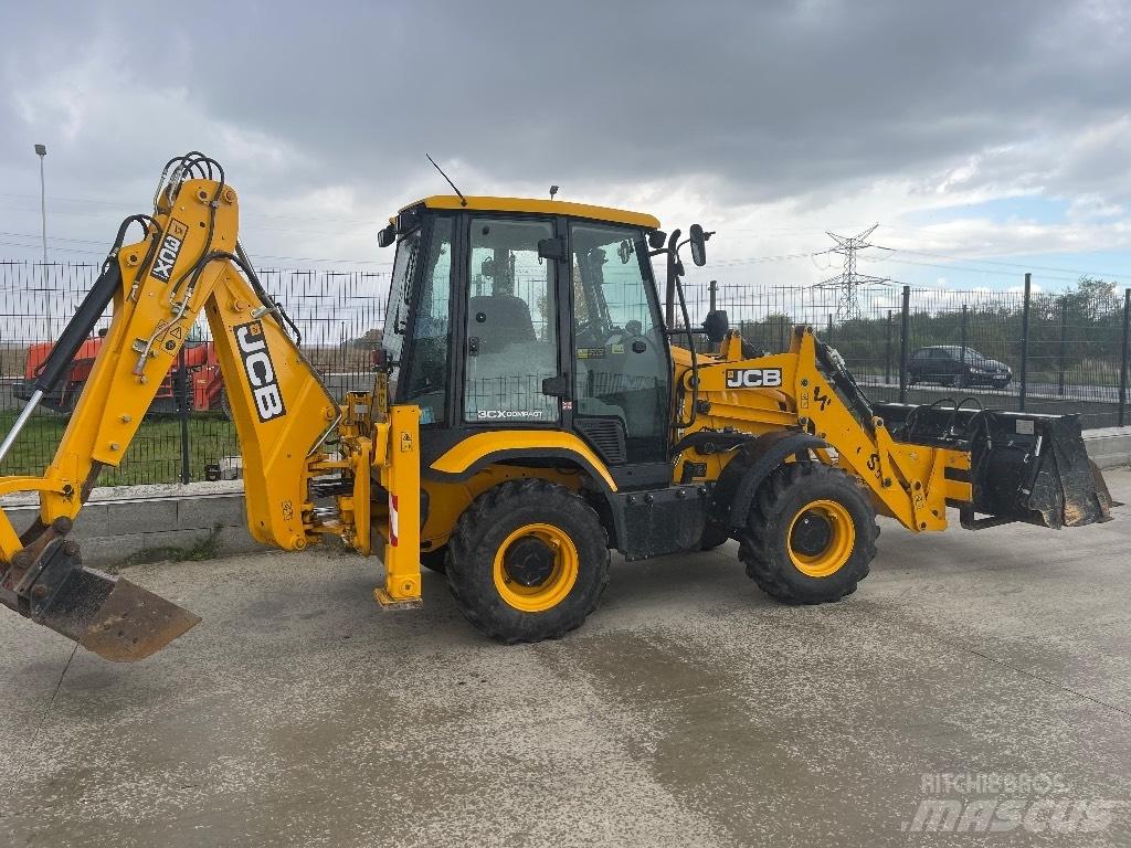 JCB 3 CX / compact バックホーローダー