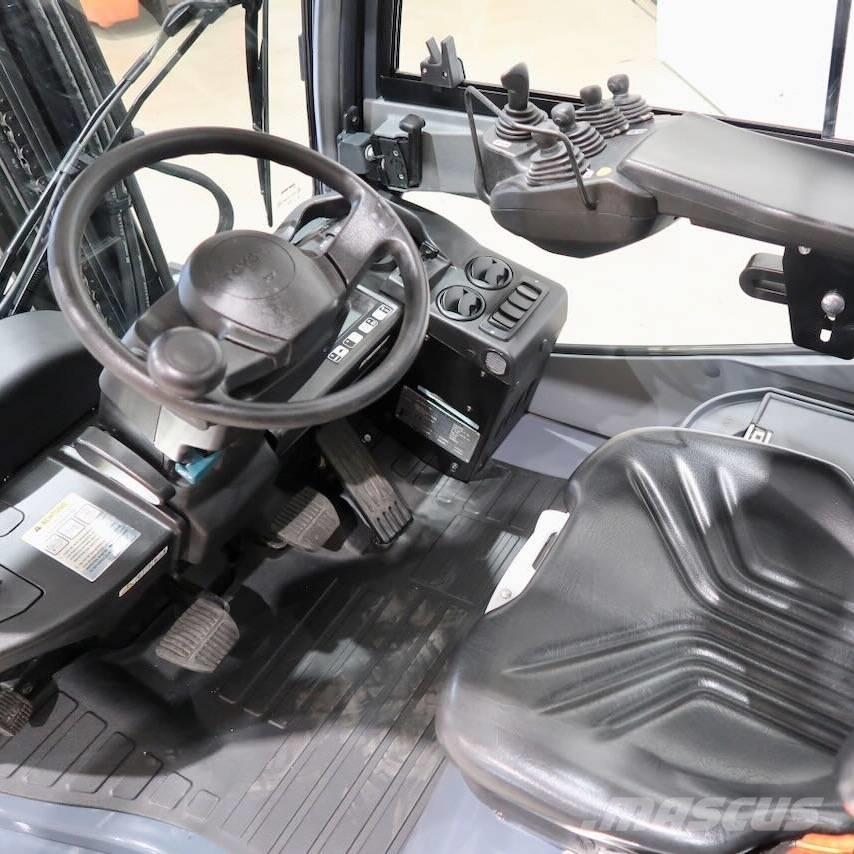Toyota 52-8FDJF35 ディーゼル・軽油