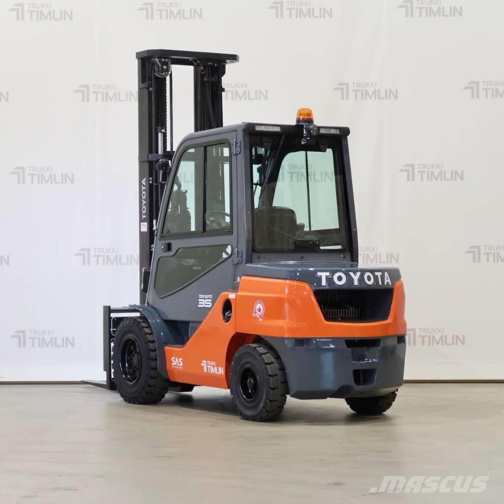 Toyota 52-8FDJF35 ディーゼル・軽油