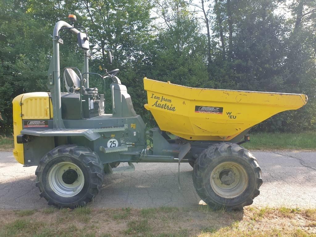 Wacker Neuson DW 60 サイト　ダンプ