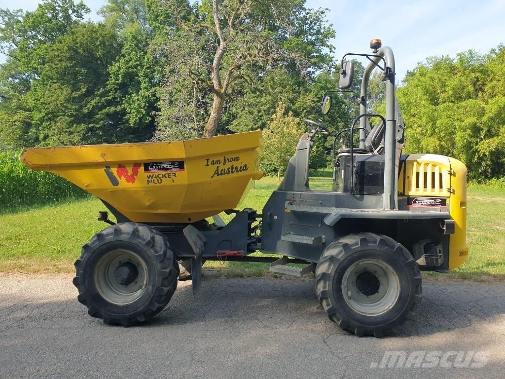 Wacker Neuson DW 60 サイト　ダンプ