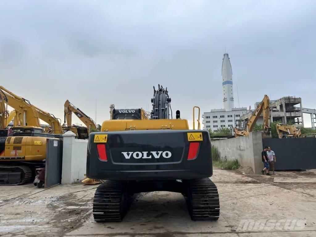 Volvo EC 210 B LC 大型油圧ショベル12t以上（パワーショベル・ユンボ）