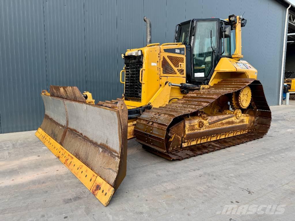 CAT D6N LGP ブルドーザー