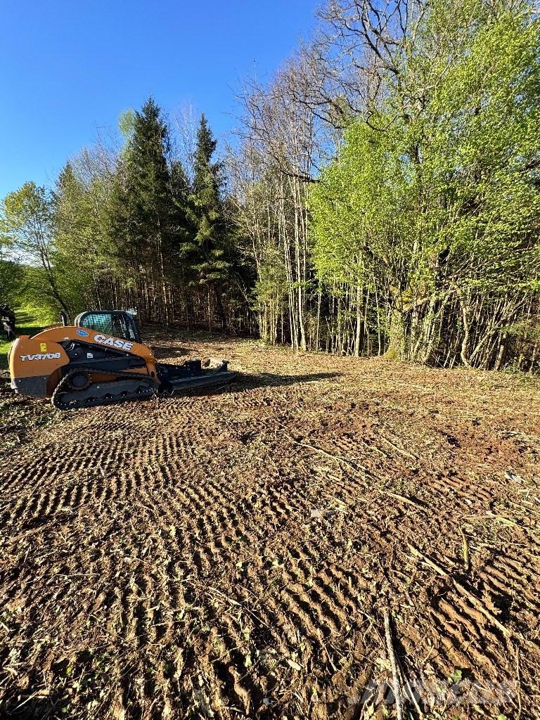 CASE TV 370 B スキッドステアローダー