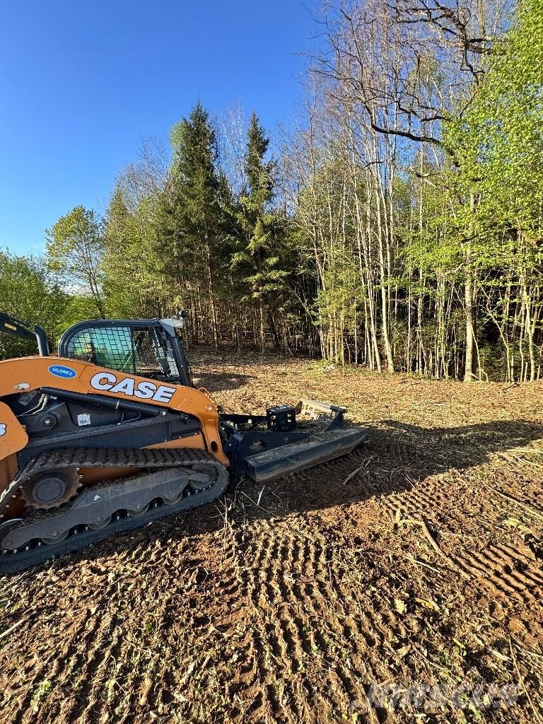 CASE TV 370 B スキッドステアローダー