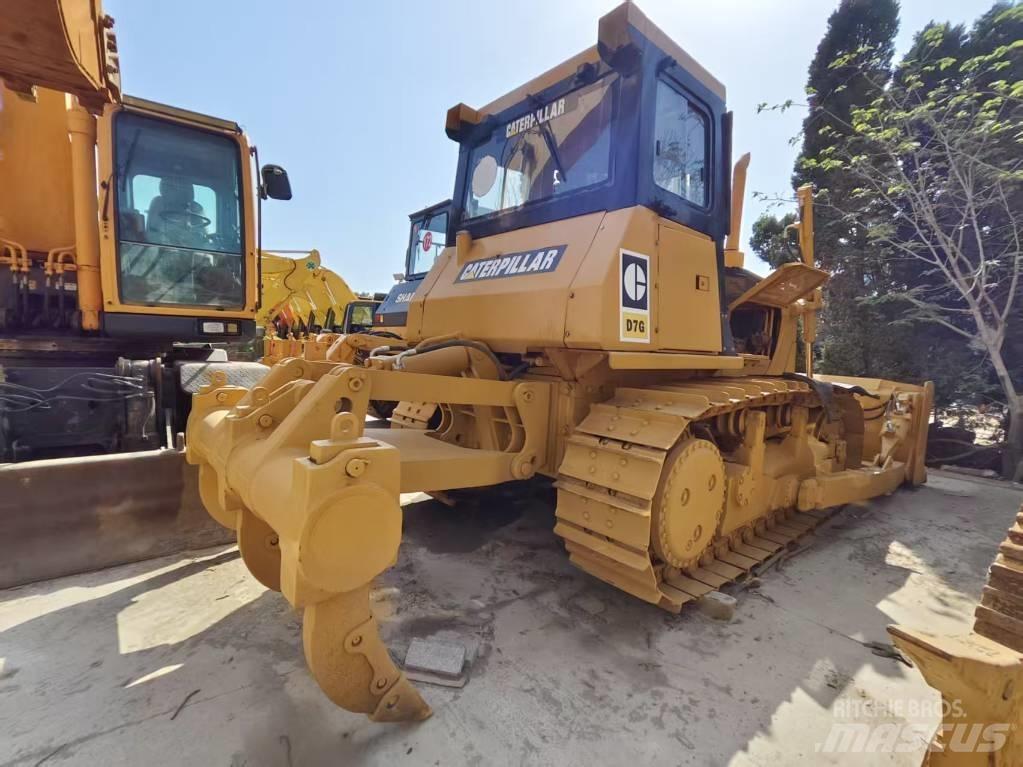 CAT D 7 G モーターグレーダー