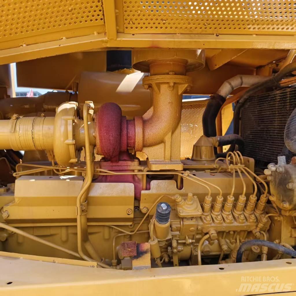 CAT D 7 G モーターグレーダー
