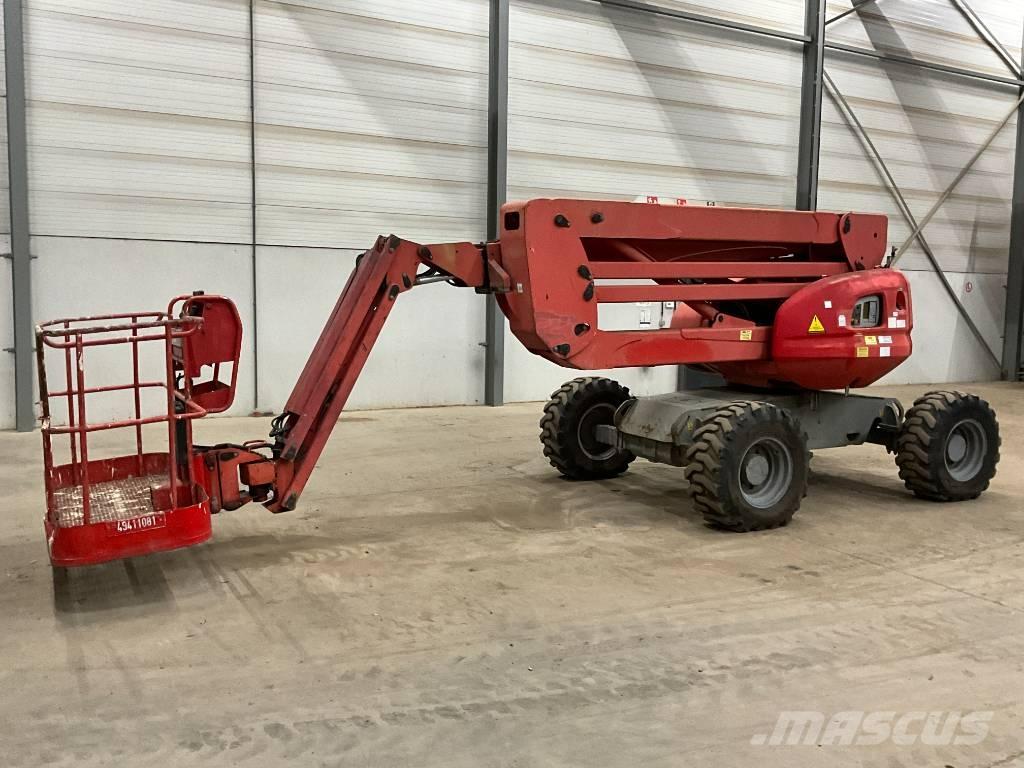 Manitou 160 ATJ ブームリフト　屈伸型