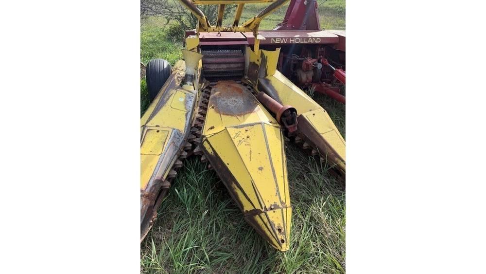 New Holland 782 フォレージハーベスター