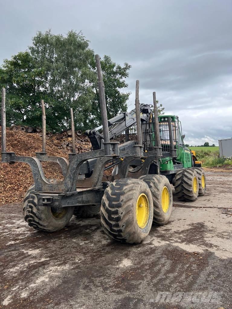 John Deere 1510 E フォワーダー