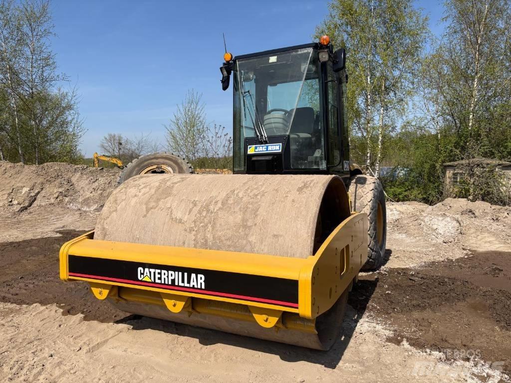CAT CS 563 E 振動ローラ