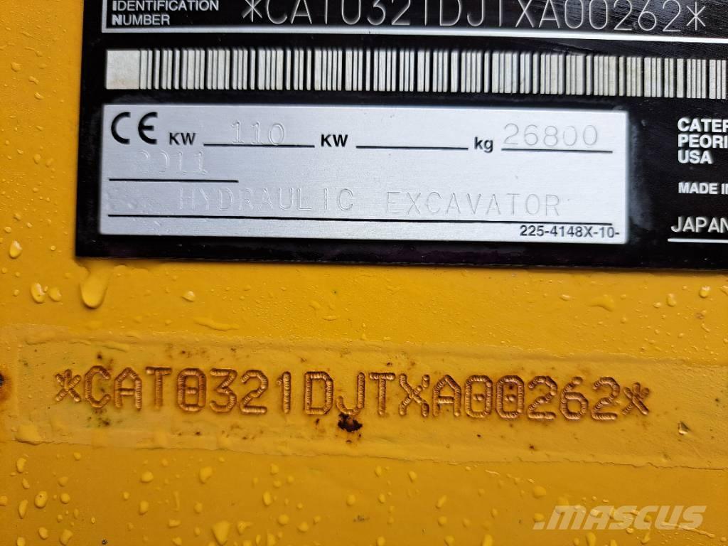 CAT 321 D 大型油圧ショベル12t以上（パワーショベル・ユンボ）