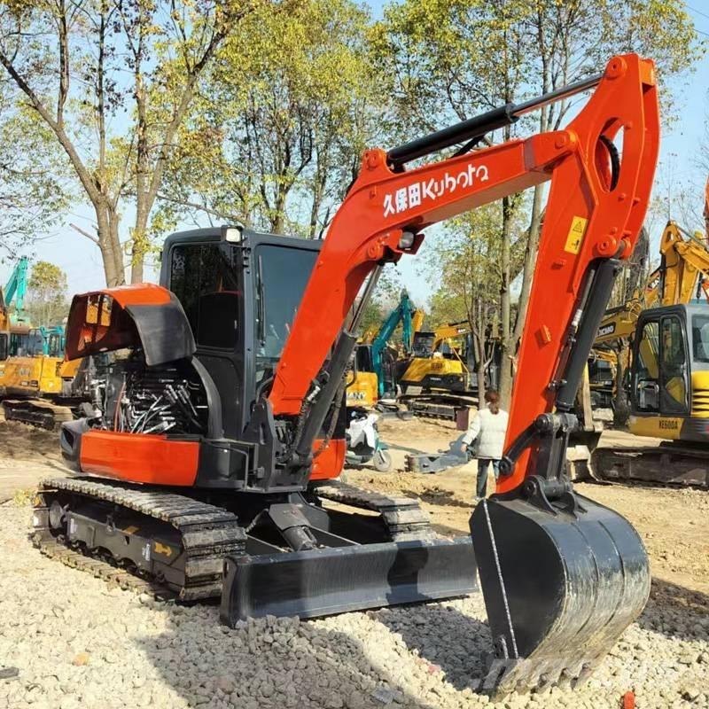 Kubota KX 165 ミニ油圧ショベル 7t以下（ミニユンボ・ミニディガー）