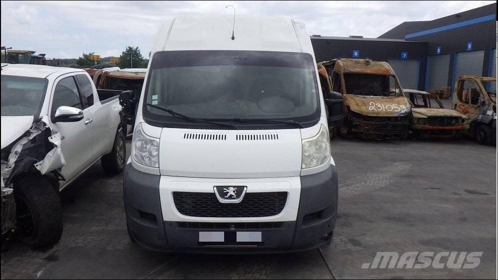 Peugeot Boxer 3 ボックストラック