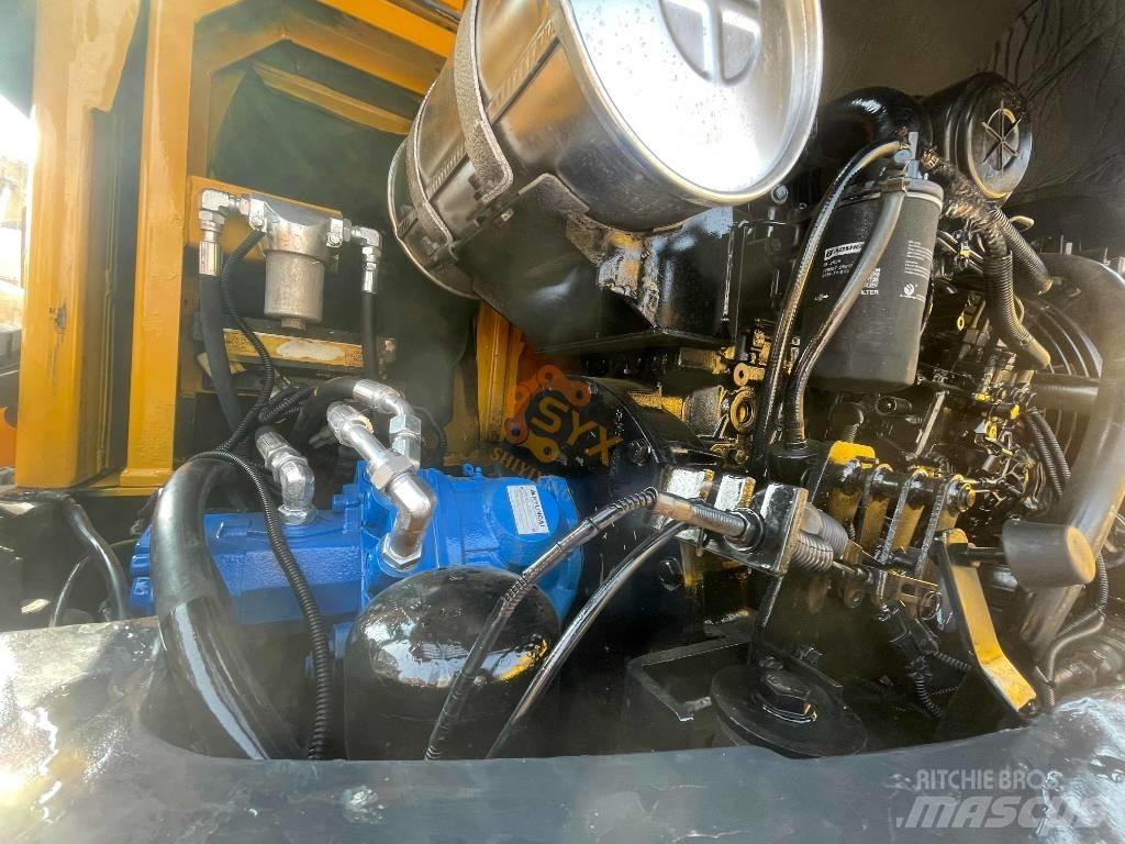 Hyundai 60w ホイール式油圧ショベル（パワーショベル・ユンボ・バックホー）