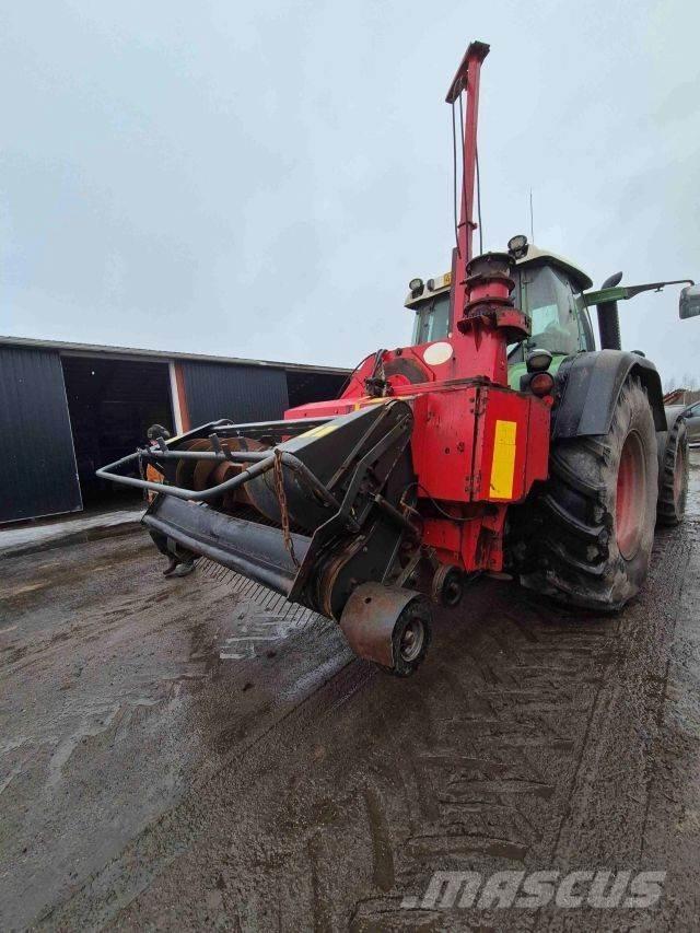 Lely STORM 130R フォレージハーベスター
