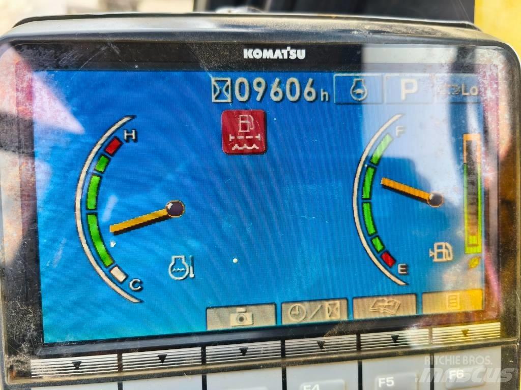 Komatsu PC 160 LC-8 大型油圧ショベル12t以上（パワーショベル・ユンボ）