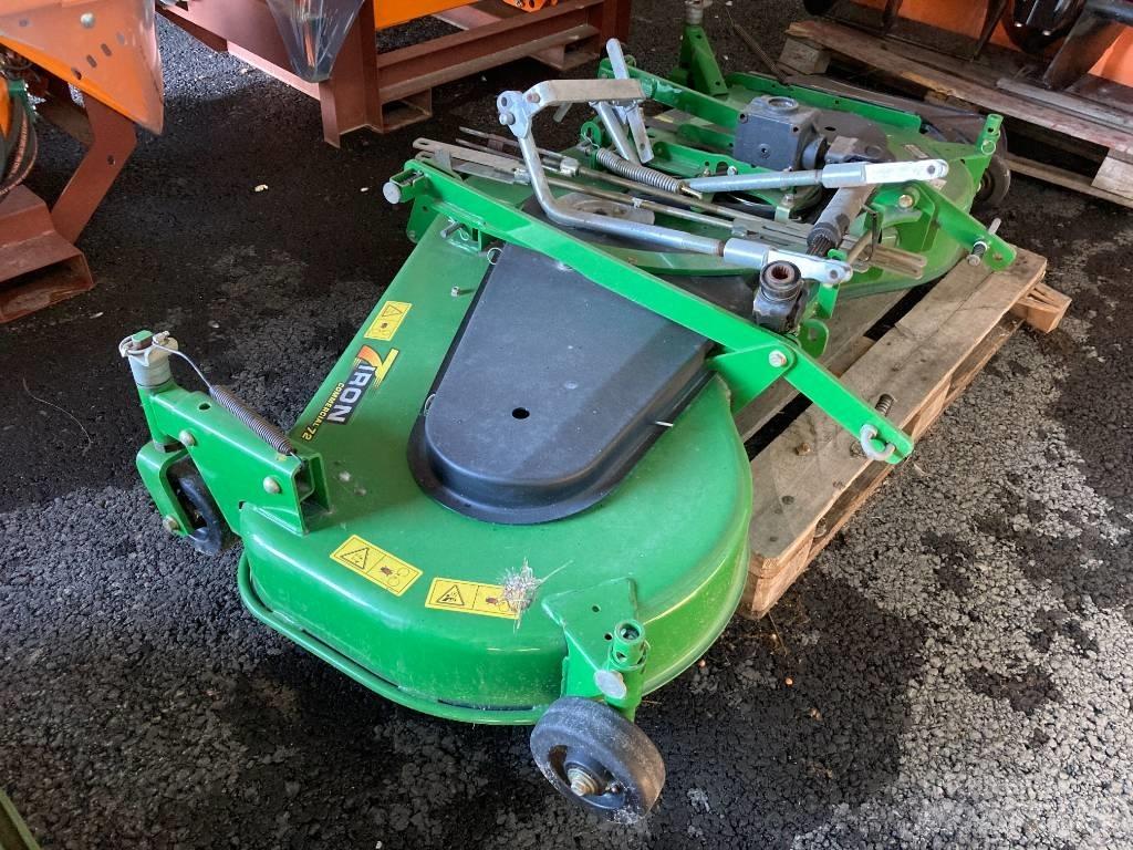 John Deere 7 Iron グランド整備機械-その他
