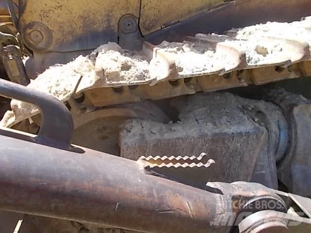 CAT D 11 N ブルドーザー