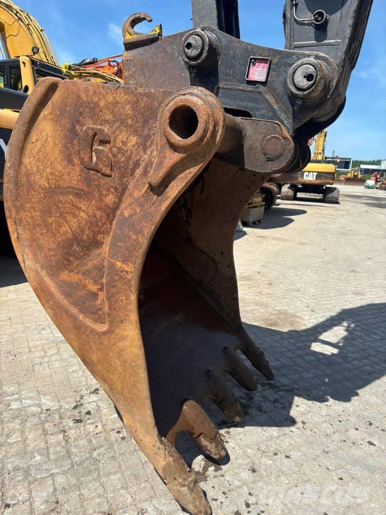 Volvo EC 290 C L 大型油圧ショベル12t以上（パワーショベル・ユンボ）